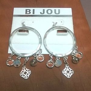 🌹Big silver hoop earrings with a dangling charms
